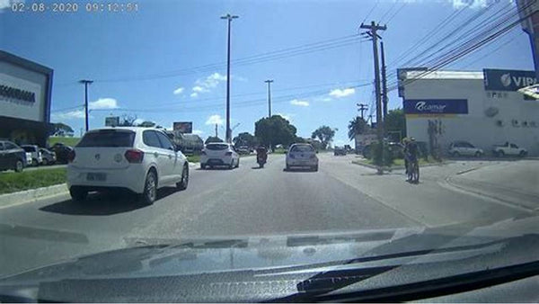 SECURITE : CAMÉRA ESPION VOITURE ET PLUS ENCORE...